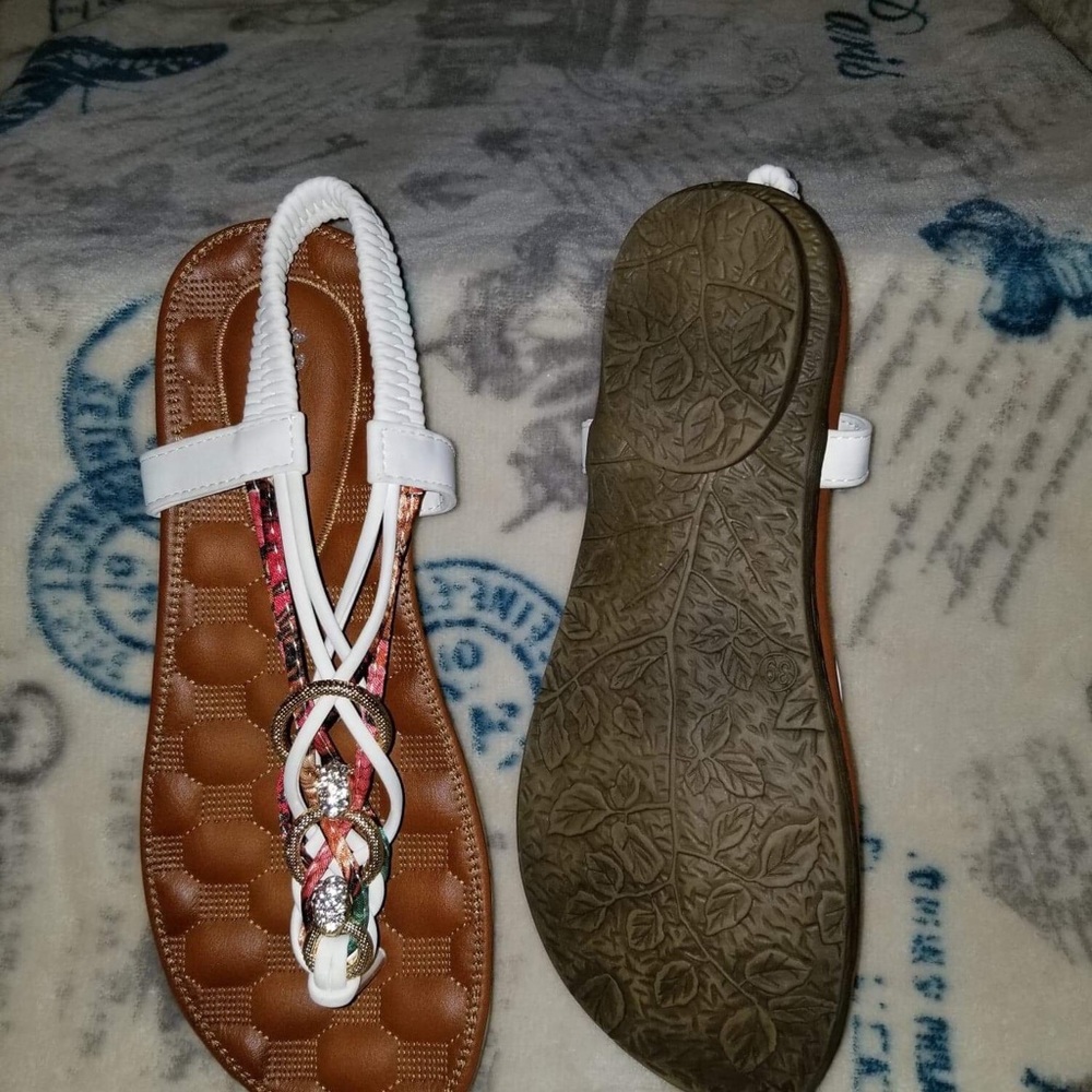 Sandals - Picture 2 of 3